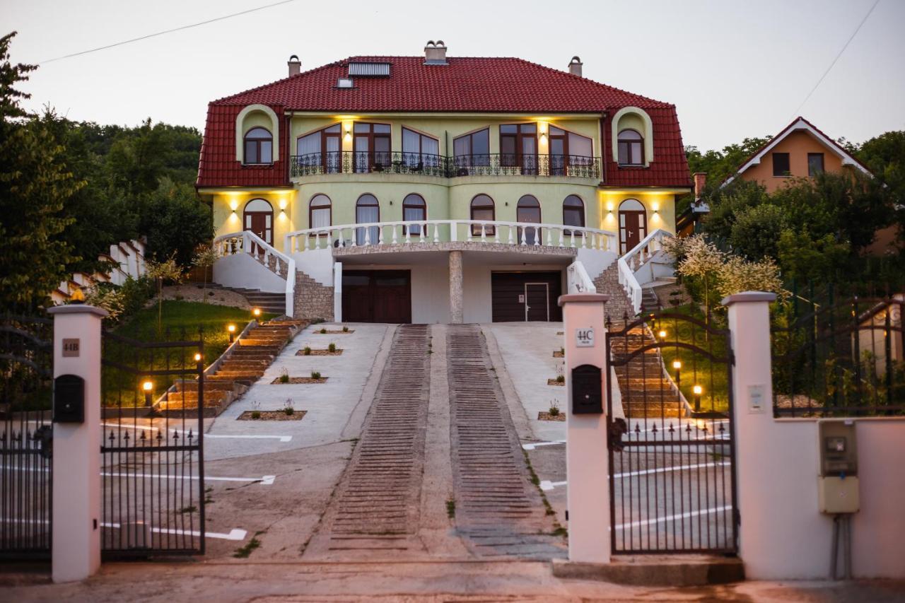 Rya Residence Oradea Exterior photo